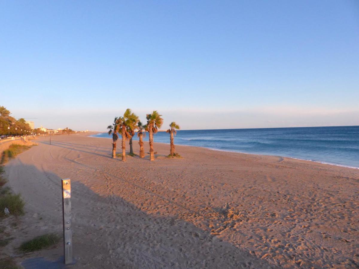 Coma-Ruga Beach Apartment Tarragona Ngoại thất bức ảnh